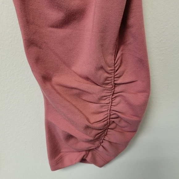 Old Navy Extra High-Waisted Power Chill Ruched Leggings Dusty Red M - Picture 6 of 13